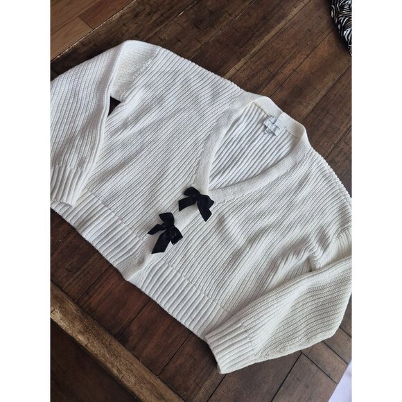 Pink Rose White Knit Cardigan With Black Velvet Bows size L - Picture 2 of 7